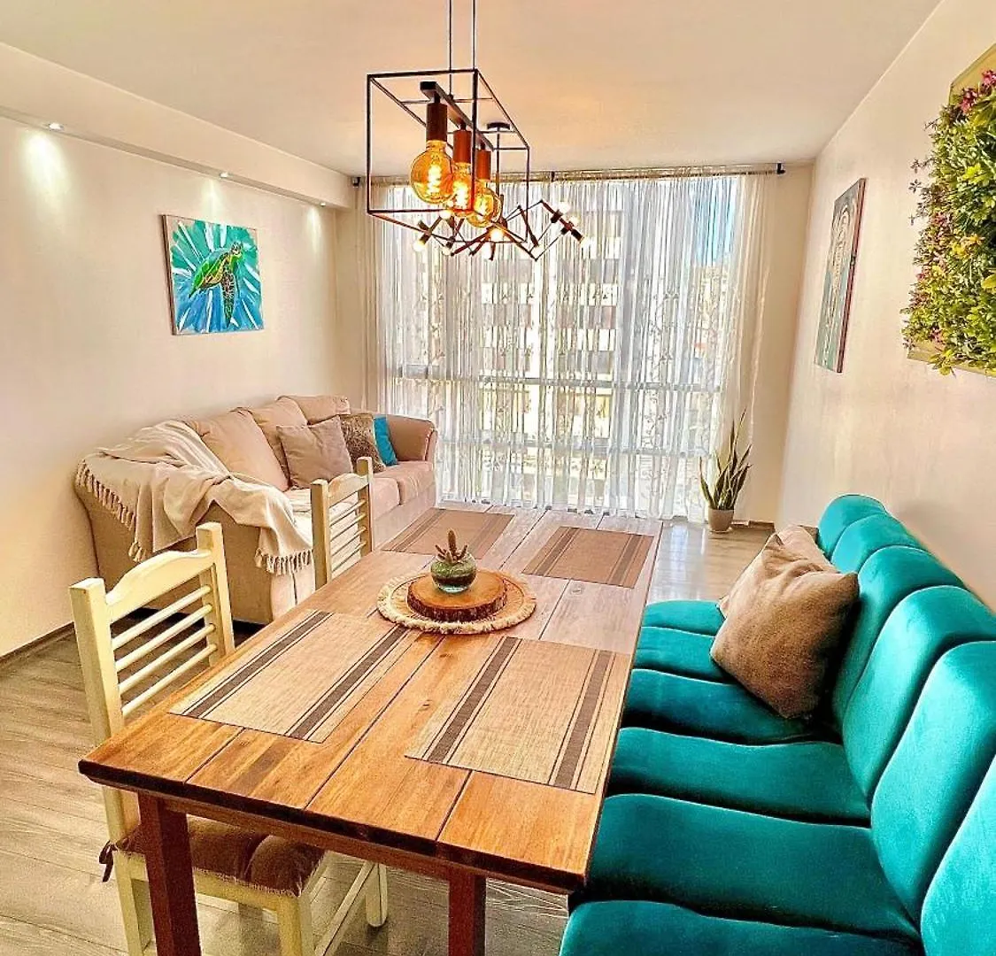 Apartamento Cerca De Embajada Americana En 키토 0*,  에콰도르